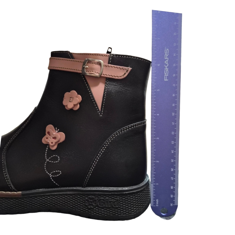 Black Leather Ankle Boots Pink Floral Accents Size 4 (Big Girl) - Picture 11 of 11